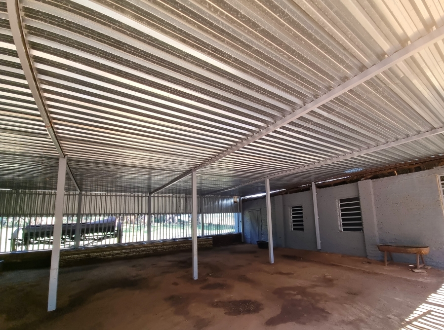 Commercial Property for Sale in Boschfontein A H North West